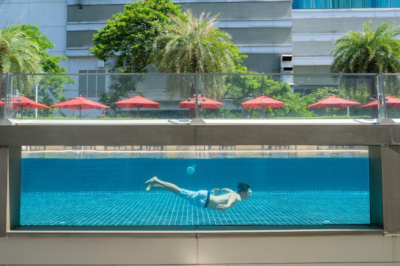 Centre Point Sukhumvit Thong-Lo Hotell Bangkok Exteriör bild