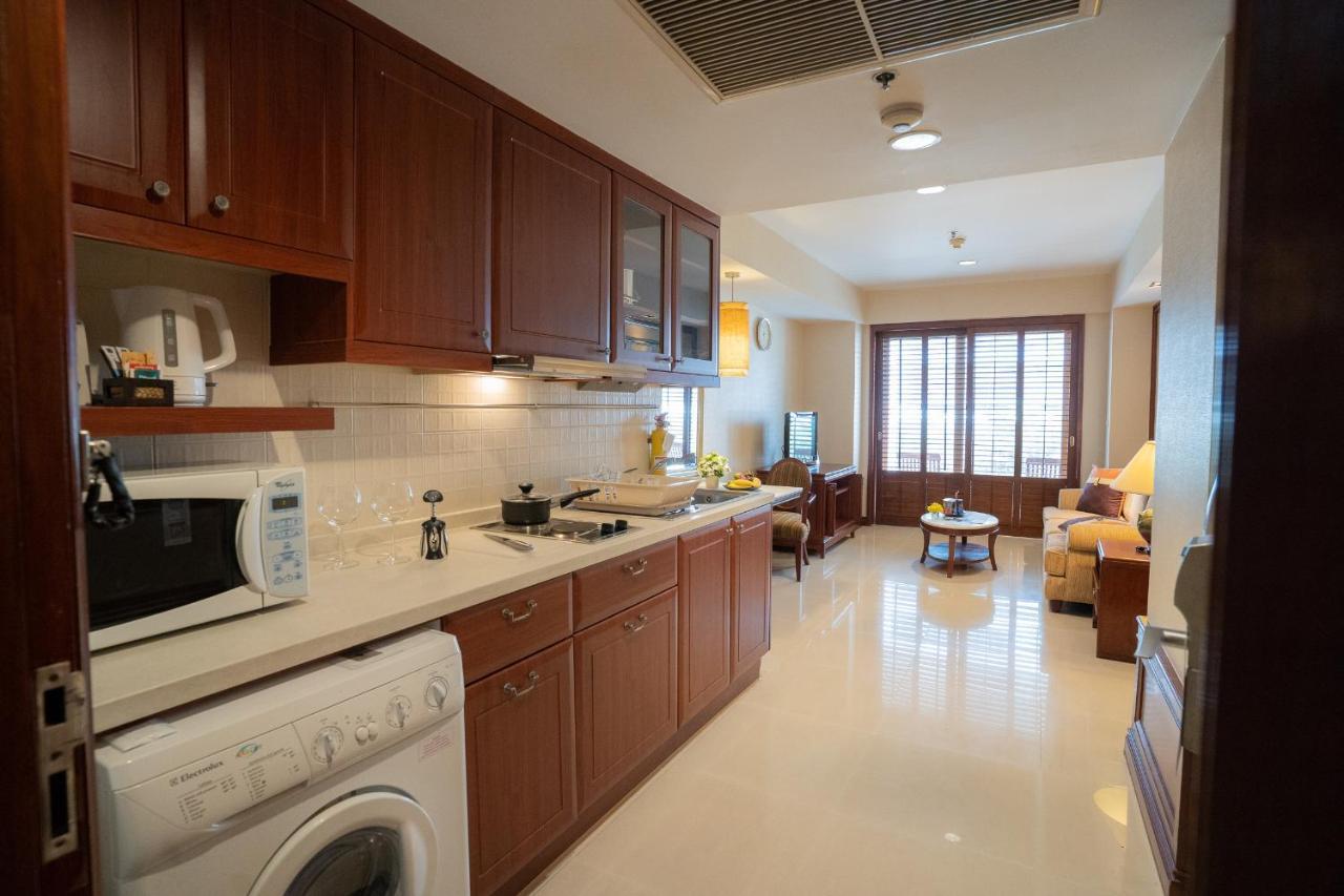 Centre Point Sukhumvit Thong-Lo Hotell Bangkok Exteriör bild